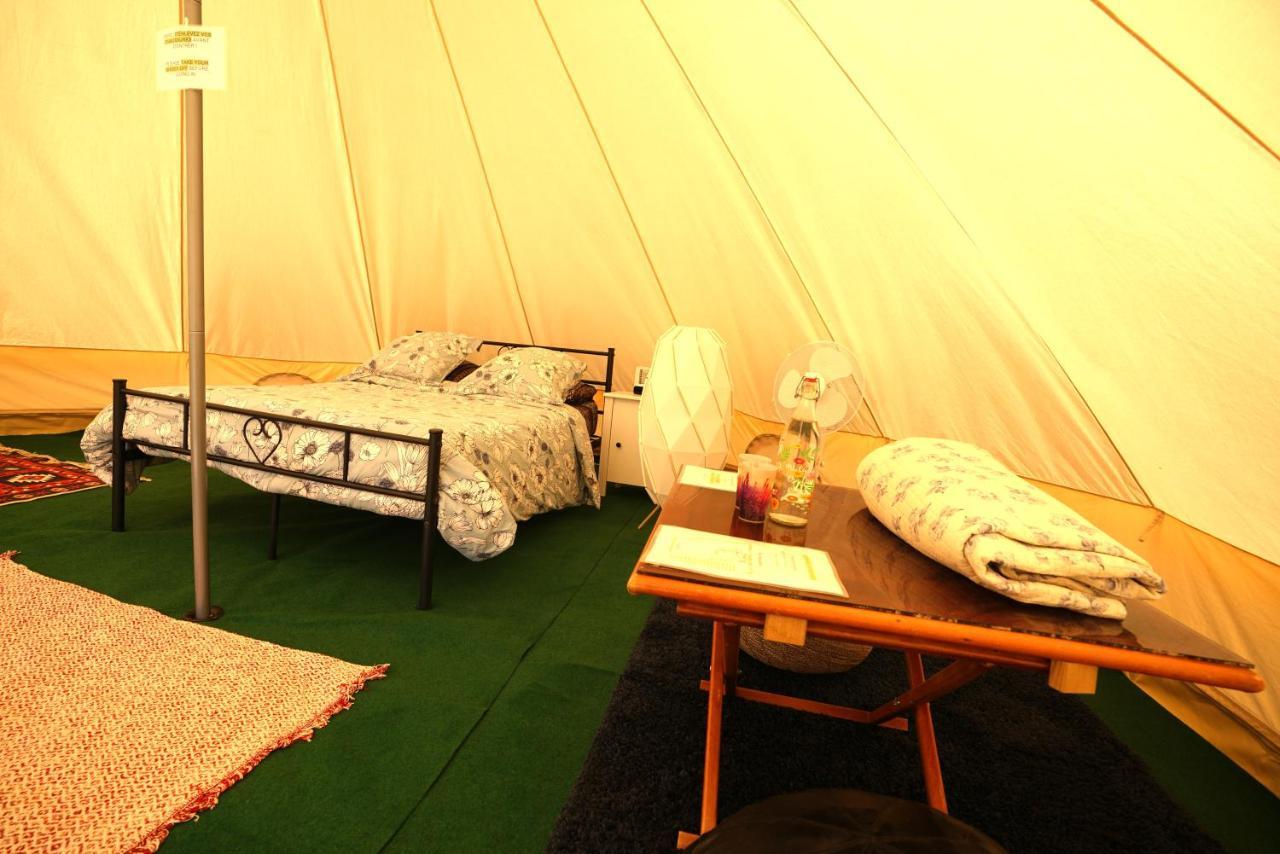 Camping Arbre De Vie Монтаньяк Екстер'єр фото